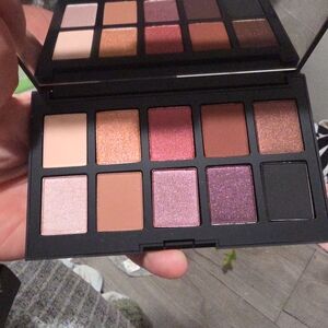 Haus Labs By Lady Gaga Vibrant Eyeshadow Palette